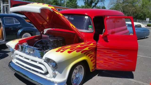 Chevrolet Panel truck 1957 image number 12