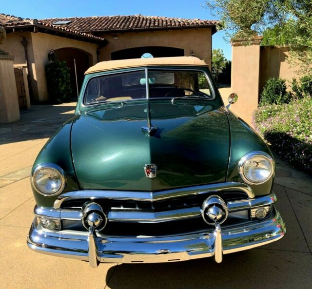Ford Custom Convertible 1951 image number 42