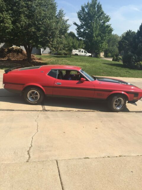 Ford Mustang 1972 image number 6