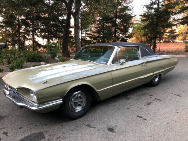 Ford Thunderbird 1966 image number 32