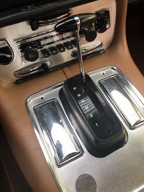 Jaguar XJ6 1968 image number 11