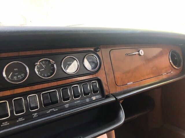 Jaguar XJ6 1968 image number 16