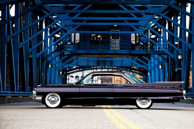 Cadillac DeVille 1961 image number 0