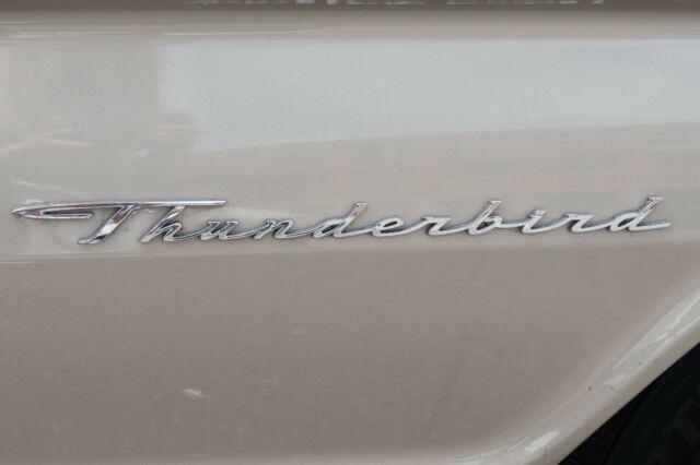 Ford Thunderbird 1964 image number 37