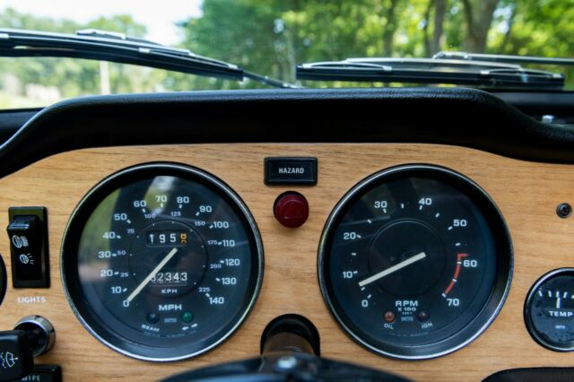 Triumph TR-6 1974 image number 11