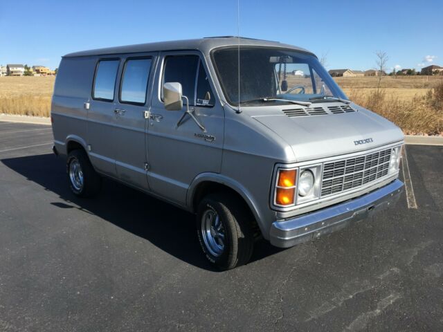 Dodge Ram Van 1979 image number 8