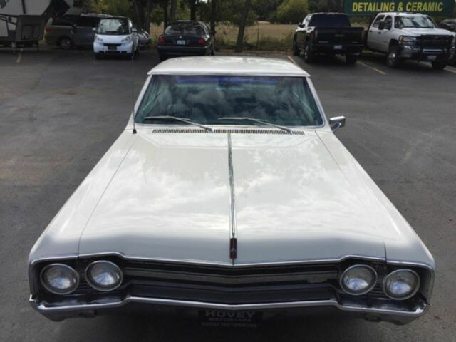Oldsmobile 442 1965 image number 17
