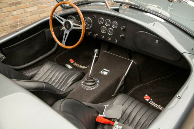 Replica/Kit Makes AC Cobra 427 Replica 1965 image number 6
