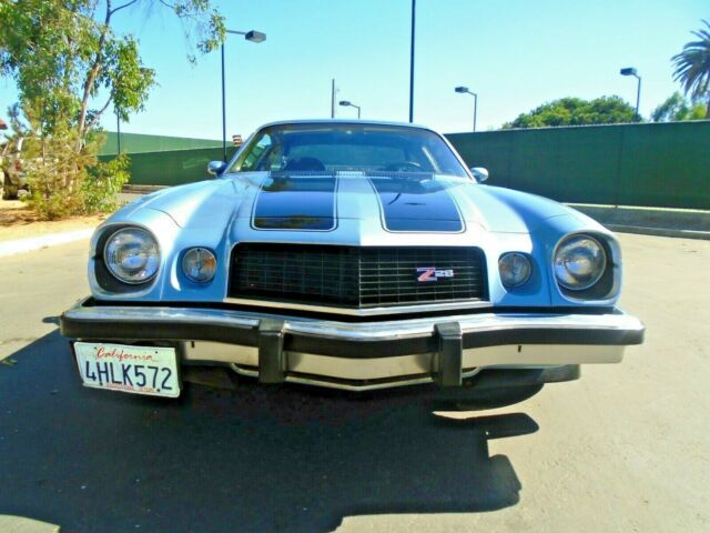 Chevrolet Camaro 1976 image number 4
