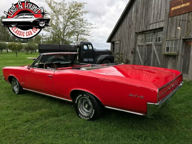 Pontiac Le Mans 1966 image number 31