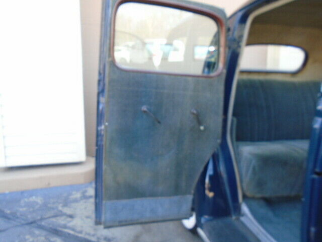 Ford Deluxe 1936 image number 7