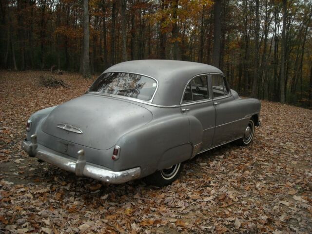 Chevrolet Styleline Deluxe 1951 image number 3