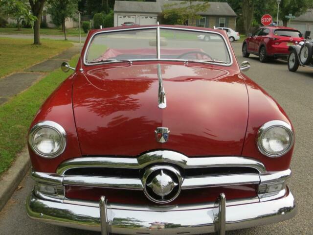 Ford Customline 1950 image number 23