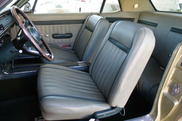 Mercury Cougar 1967 image number 10