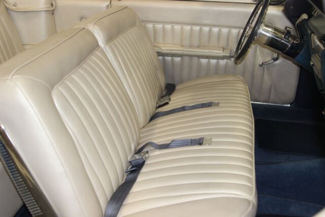 Buick Invicta 1961 image number 41