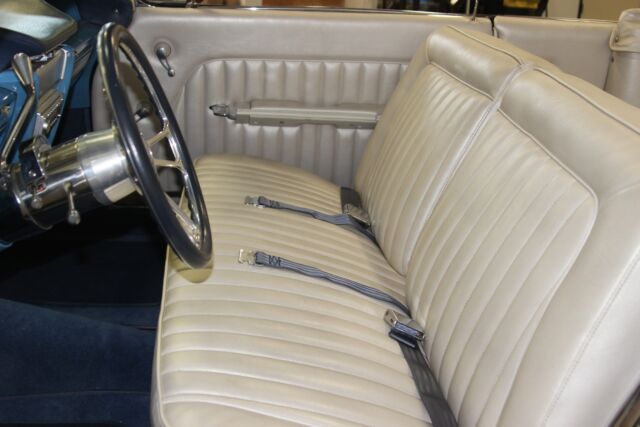 Buick Invicta 1961 image number 43