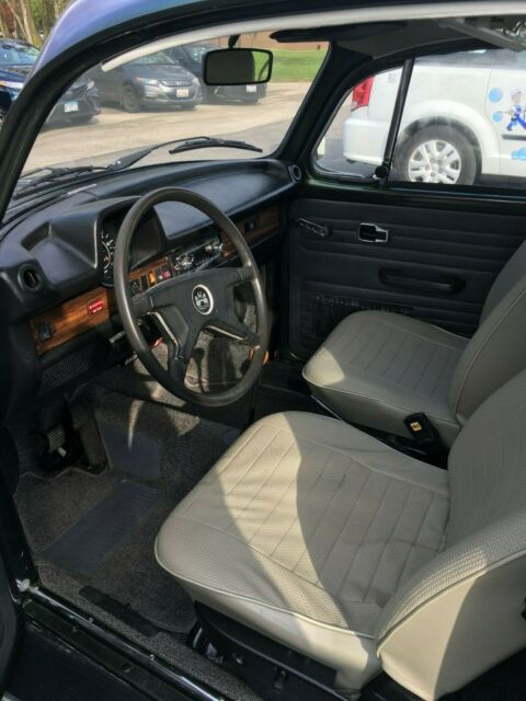 Volkswagen Beetle - Classic 1975 image number 15