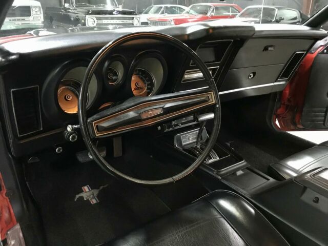 Ford Mustang 1972 image number 13