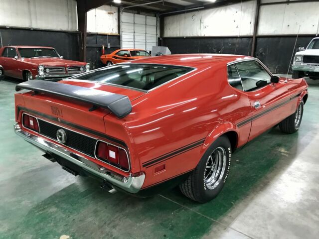 Ford Mustang 1972 image number 28
