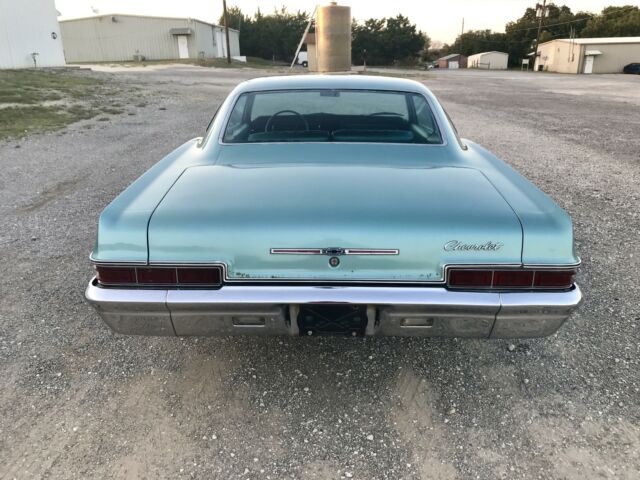 Chevrolet Impala 1966 image number 3