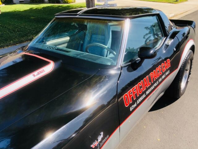 Chevrolet Corvette 1978 image number 18