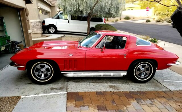 Chevrolet Corvette 1966 image number 14