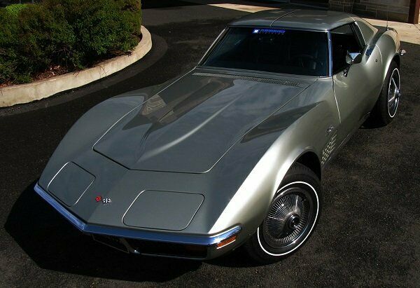 Chevrolet Corvette 1972 image number 27