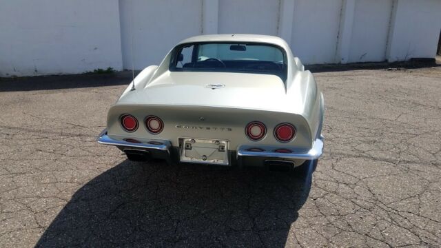 Chevrolet Corvette 1972 image number 5