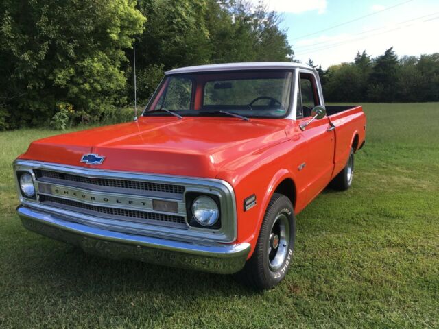 Chevrolet C-10 1969 image number 2
