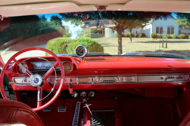 Ford Galaxie 1964 image number 30