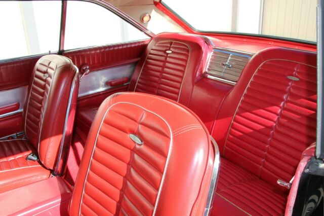Ford Galaxie 1964 image number 33
