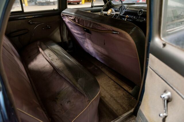 Ford Custom 1949 image number 15
