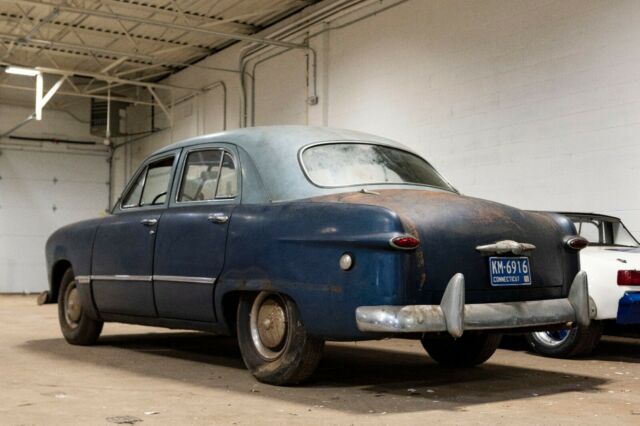 Ford Custom 1949 image number 26