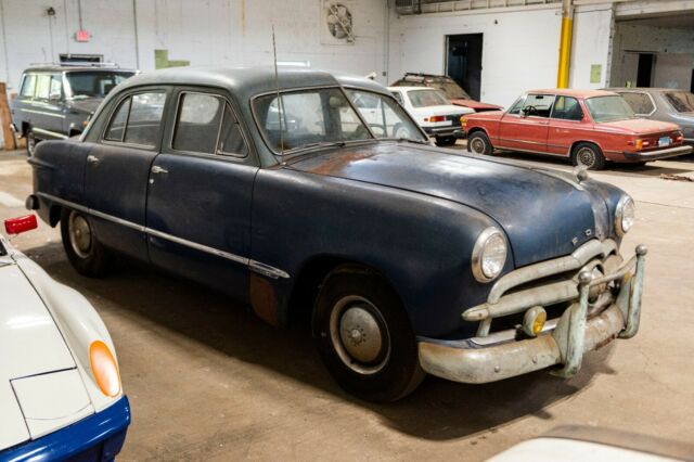 Ford Custom 1949 image number 7