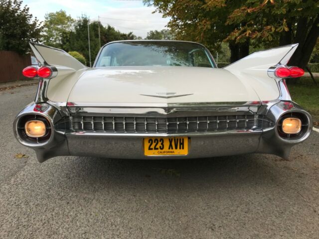 Cadillac DeVille 1959 image number 26