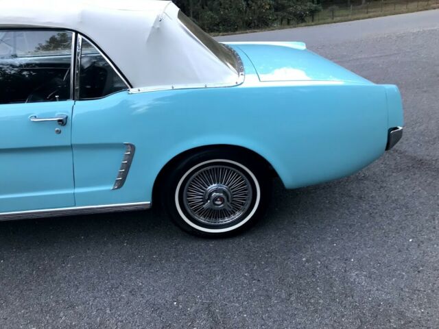 Ford Mustang 1965 image number 28