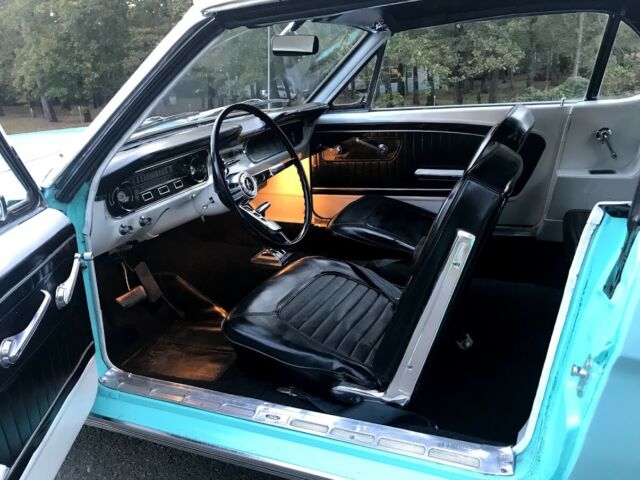 Ford Mustang 1965 image number 41