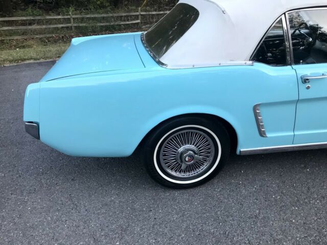 Ford Mustang 1965 image number 9