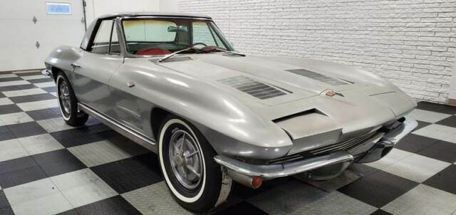 Chevrolet Corvette 1963 image number 12