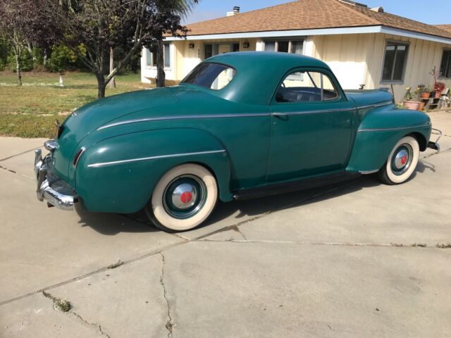 DeSoto CUTOM COUPE 1941 image number 15