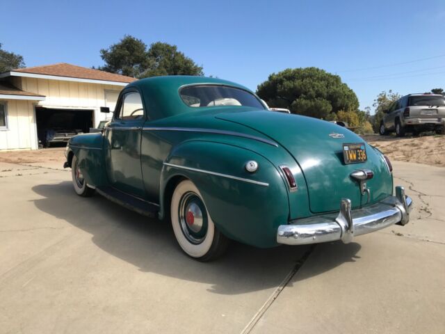 DeSoto CUTOM COUPE 1941 image number 4