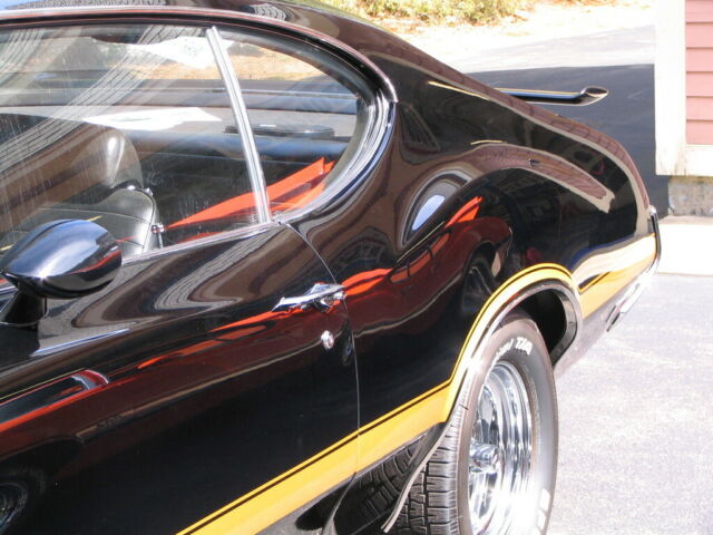 Oldsmobile 442 1970 image number 1