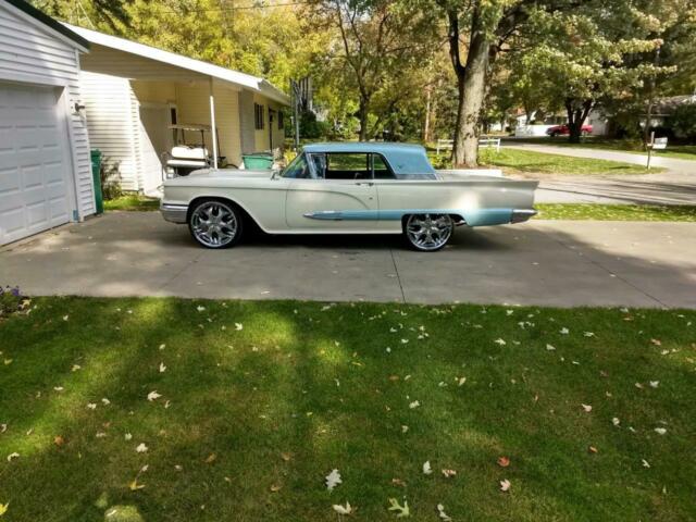 Ford Thunderbird 1959 image number 39