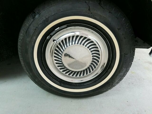 Ford Thunderbird 1960 image number 24
