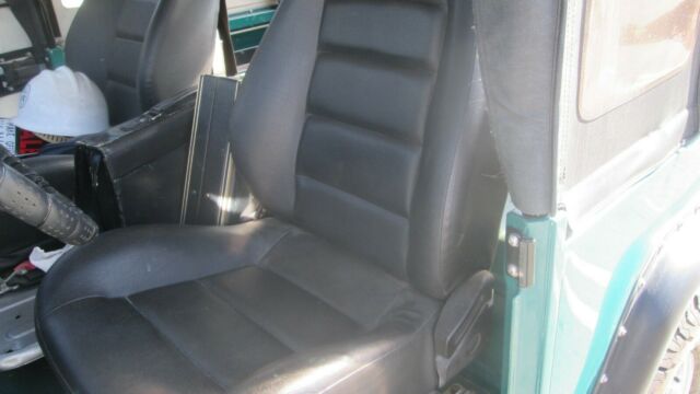 Toyota Land Cruiser 1971 image number 12