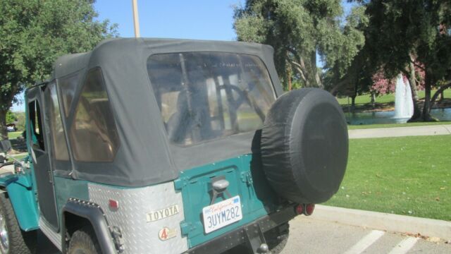 Toyota Land Cruiser 1971 image number 20