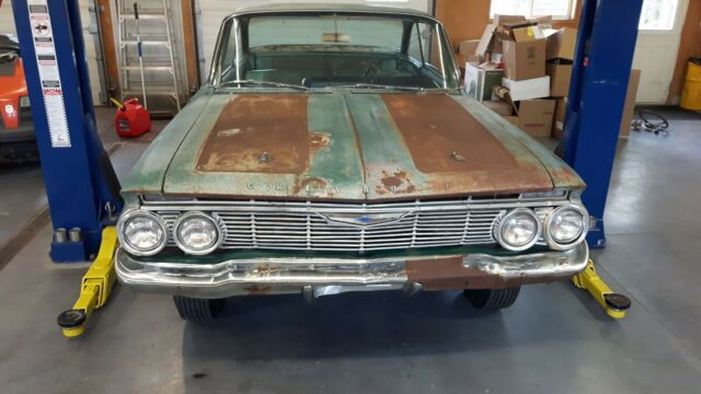 Chevrolet Bel Air/150/210 1961 image number 10