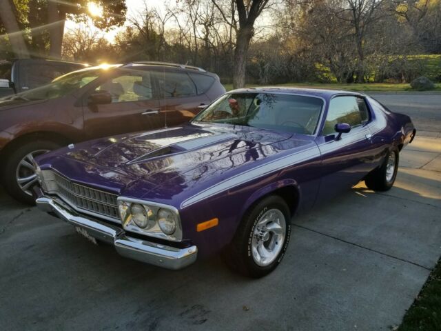 Plymouth Road Runner 1973 image number 37