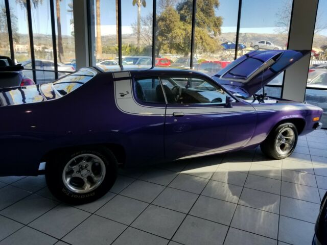 Plymouth Road Runner 1973 image number 4