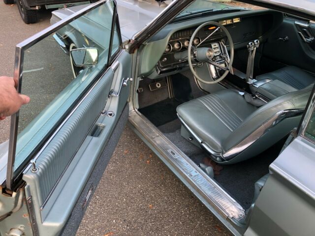 Ford Thunderbird 1965 image number 3